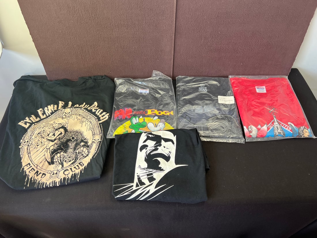 T-Shirt Lot of 5 - appear unworn - Rare Evil Ernie/Lady Death Fiend Club, Batman, Star Wars, (1 of 8)