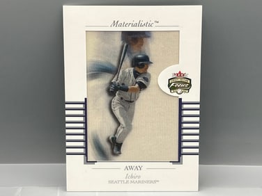 2002 Fleer Jersey Edition Focus Ichiro Suzuki Materialistic Oversized #9