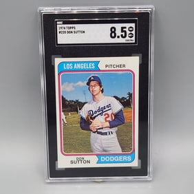 1973 Topps Don Sutton #220 SGC 8.5 HOF Tough Grade