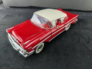 Saico 1958 Chevy Impala 1/24 Scale