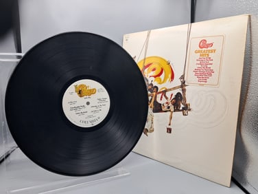 1975 Chicago IX Chicago's Greatest Hits Vinyl Album - PC 33900