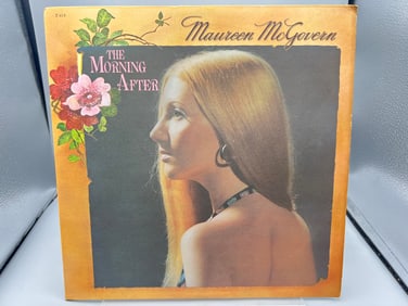 1973 Maureen McGovern The Morning After Vinyl Album - T-419