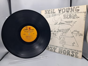 1975 Neil Young With Crazy Horse Zuma Vinyl Album - MS 2242