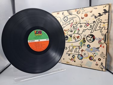 1970 Led Zeppelin III Vinyl Album - SD 7201