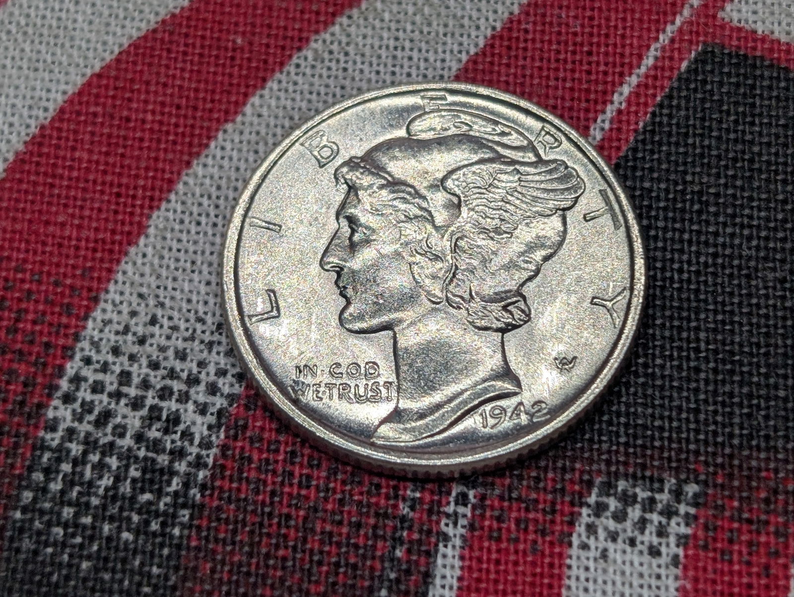 1942 Mercury Silver Dime *BU* (1 of 2)