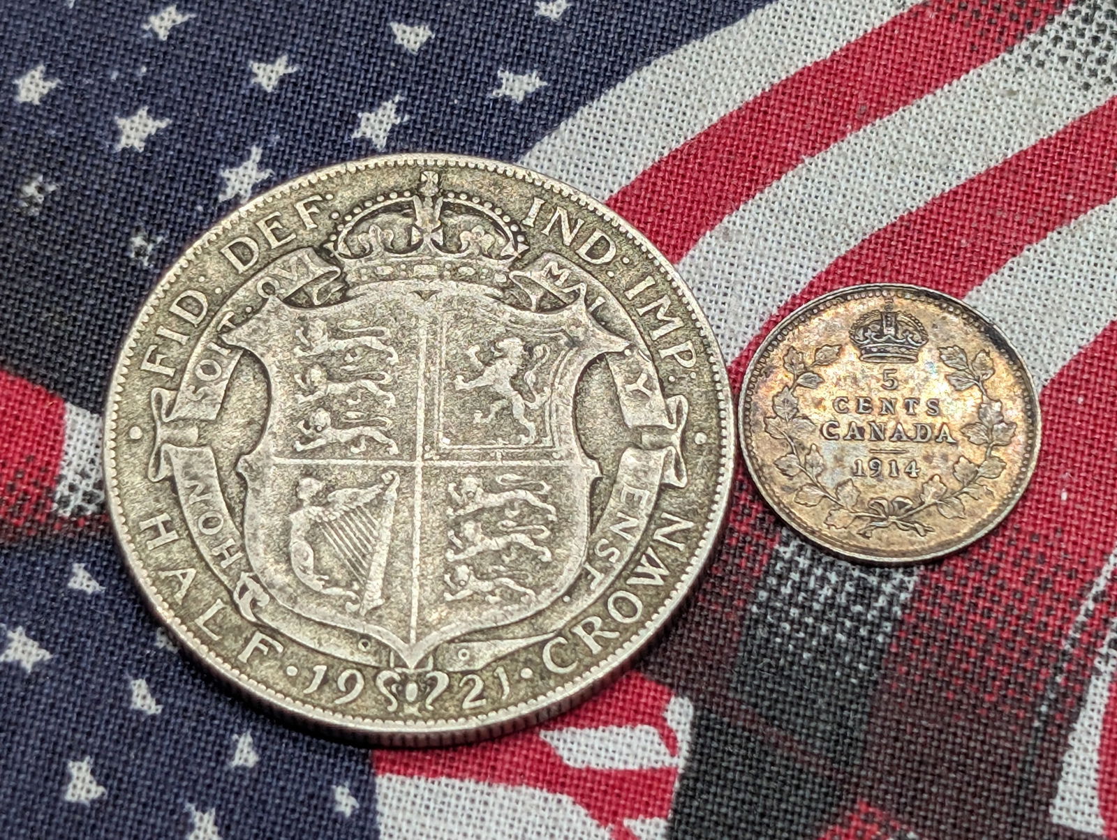 1921 United Kingdom Silver Half Crown & 1914 Canada 5 Silver Cents (1 of 2)