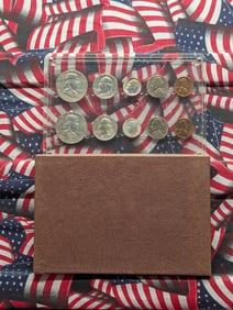 1959-P&D U.S. Mint Set in Capital Case
