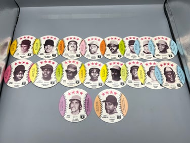 Lot of (17) 1976 Isalys Baseball Discs W/ Stars - Varying Conditions