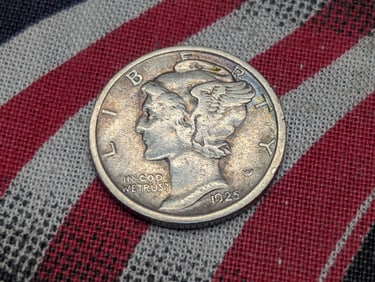 *CHOICE VF* 1925-D Mercury Silver Dime