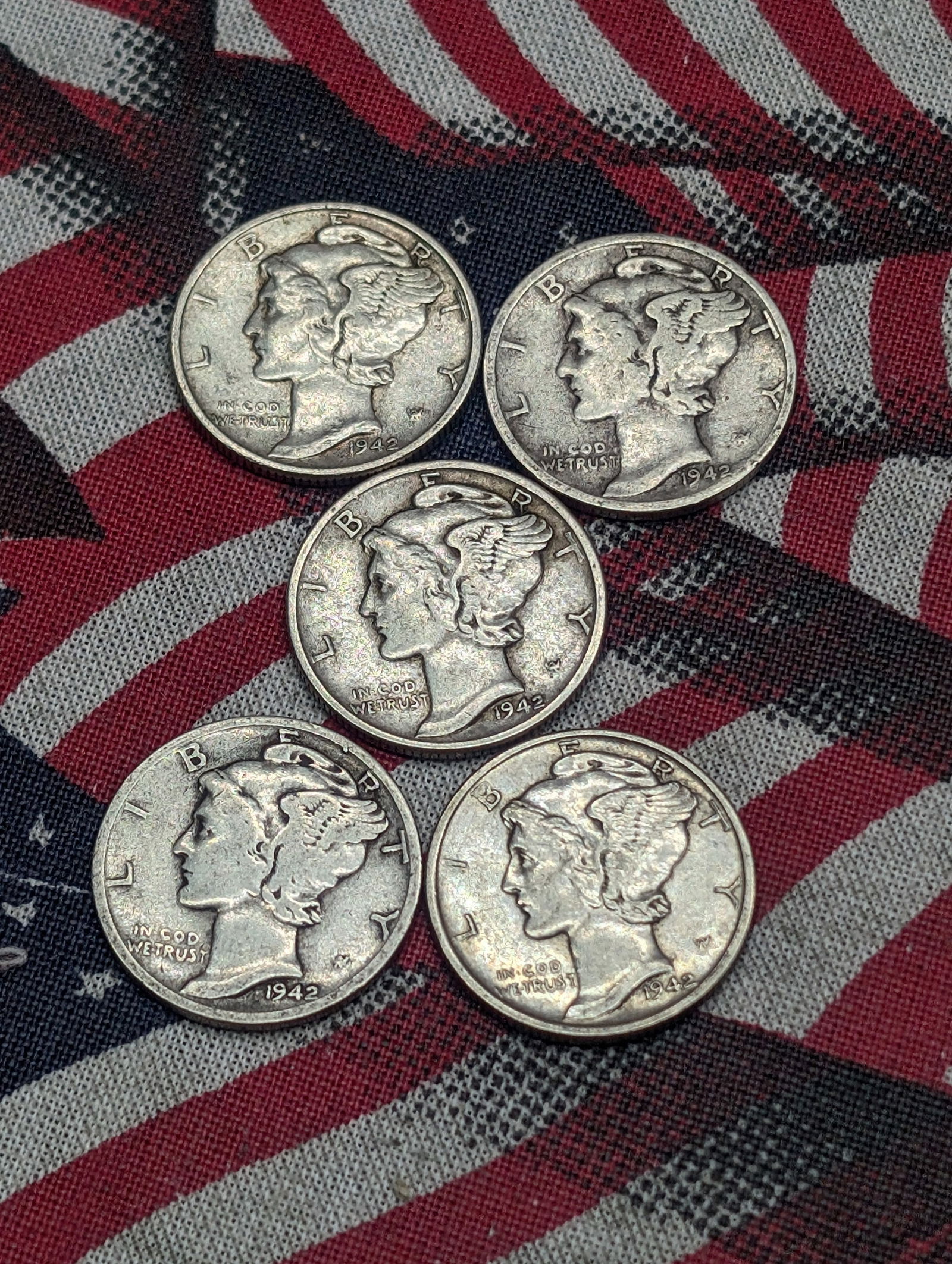 (5) 1942 Mercury Dimes (1 of 2)