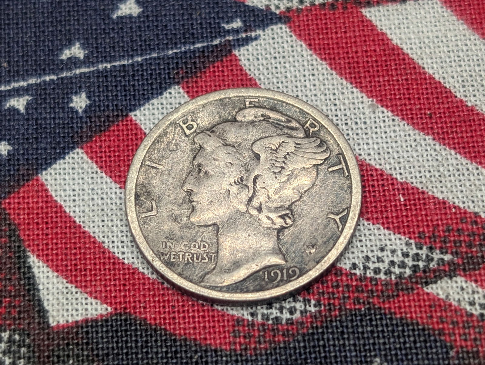 1919-S Mercury Silver Dime *VF* (1 of 2)
