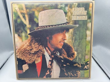 1976 Bob Dylan Desire Vinyl Album - PC 33893