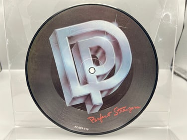 1985 Deep Purple Perfect Strangers United Kingdom Release 45 RPM Picture Disc Record - POSPP 719