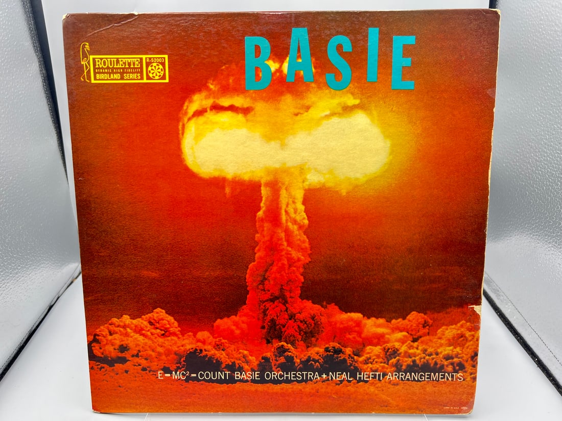Count Basie and His Orchestra + Neal Hefti: Basie (1958), Roulette Birdland Series, minor cover wear: Count Basie and His Orchestra + Neal Hefti: Basie (1958), Roulette Birdland Series, minor cover wear - Records are untested by auction house for play quality. All items are sold as is.