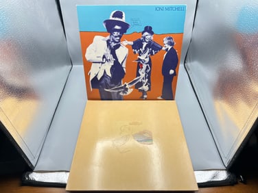 Joni Mitchell (2 LP Lot): Don Juan's Reckless Daughter (1977), gatefold, 2 LPs; and Court And Spark