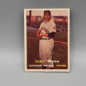 1957 Topps Early Wynn #40 HOF