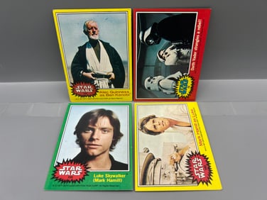 Lot of (4) 1977 Topps Star Wars Trading Cards - Varying Conditions