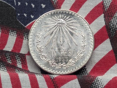 1933 Mexico 1 Silver Peso *GEM BU*