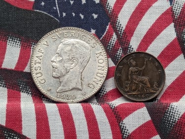 1860 United Kingdom 1 Farthing & 1939-G Sweden 2 Silver Kronor (2 PCS)