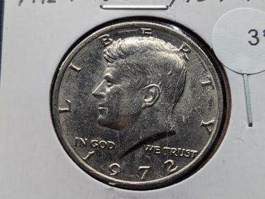 1972-P Kennedy Half Dollar - DDR “STATES OF AMERICA??, “HALF DOLLAR?? (#102)
