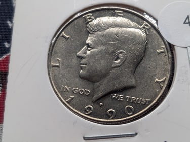 1990-P Kennedy Half Dollar - DDR “UNITED STATES??, “HALF DOLLAR?? (#104)