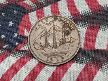 Great Britain 1959 - Elizabeth II Halfpenny Coin