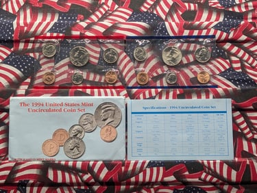 1994 P&D - - U.S. Mint Uncirculated Coin Set Original Government Packaging