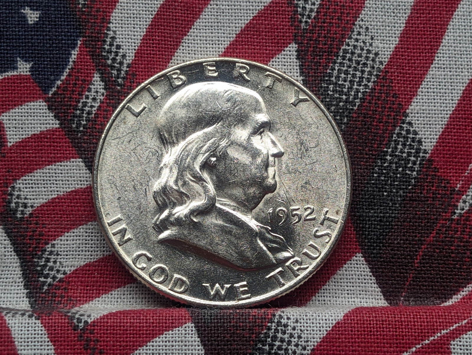 1952-D Franklin Silver Half Dollar *GEM BU* (1 of 2)