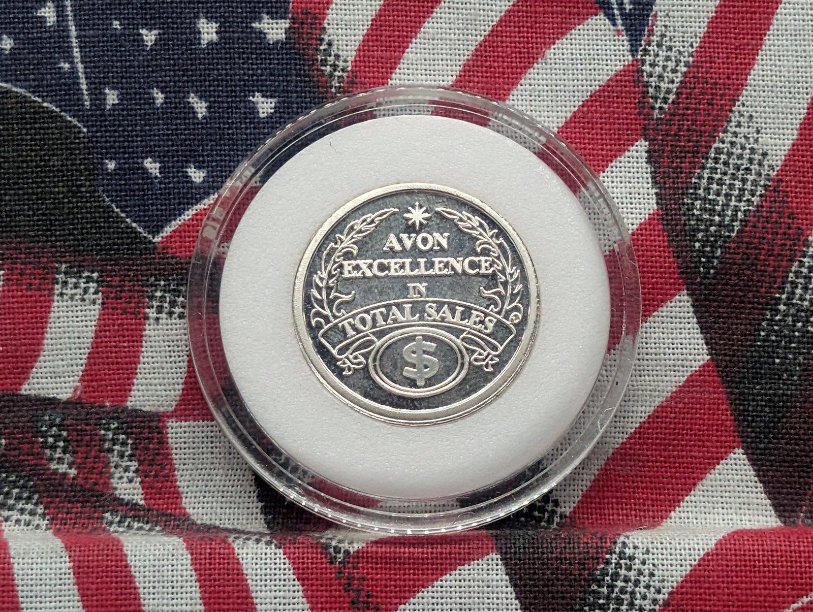 1/4th Oz. .999 FINE SILVER Avon Excellence in Total Sales Designed Round in Capsule: 1/4th Oz. .999 FINE SILVER Avon Excellence in Total Sales Designed Round in Capsule