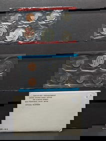 1969 P&D US UNC Set, Contains a 40% Silver Kennedy Half Dollar