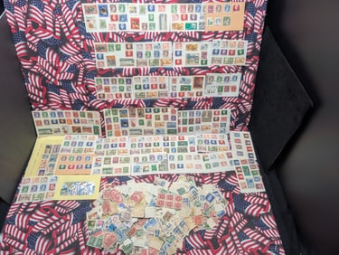 Lot of Assorted Canadian Postage Stamps