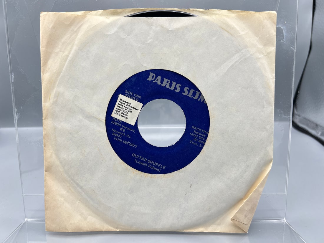 Unknown Release Date Jr. Parker & Lowell Fulson Stranded/Guitar Shuffle 45 RPM Record - 8505464: Unknown Release Date Jr. Parker & Lowell Fulson Stranded/Guitar Shuffle 45 RPM Record - 8505464 - Records untested by auction house for play quality. All items are sold as is.
