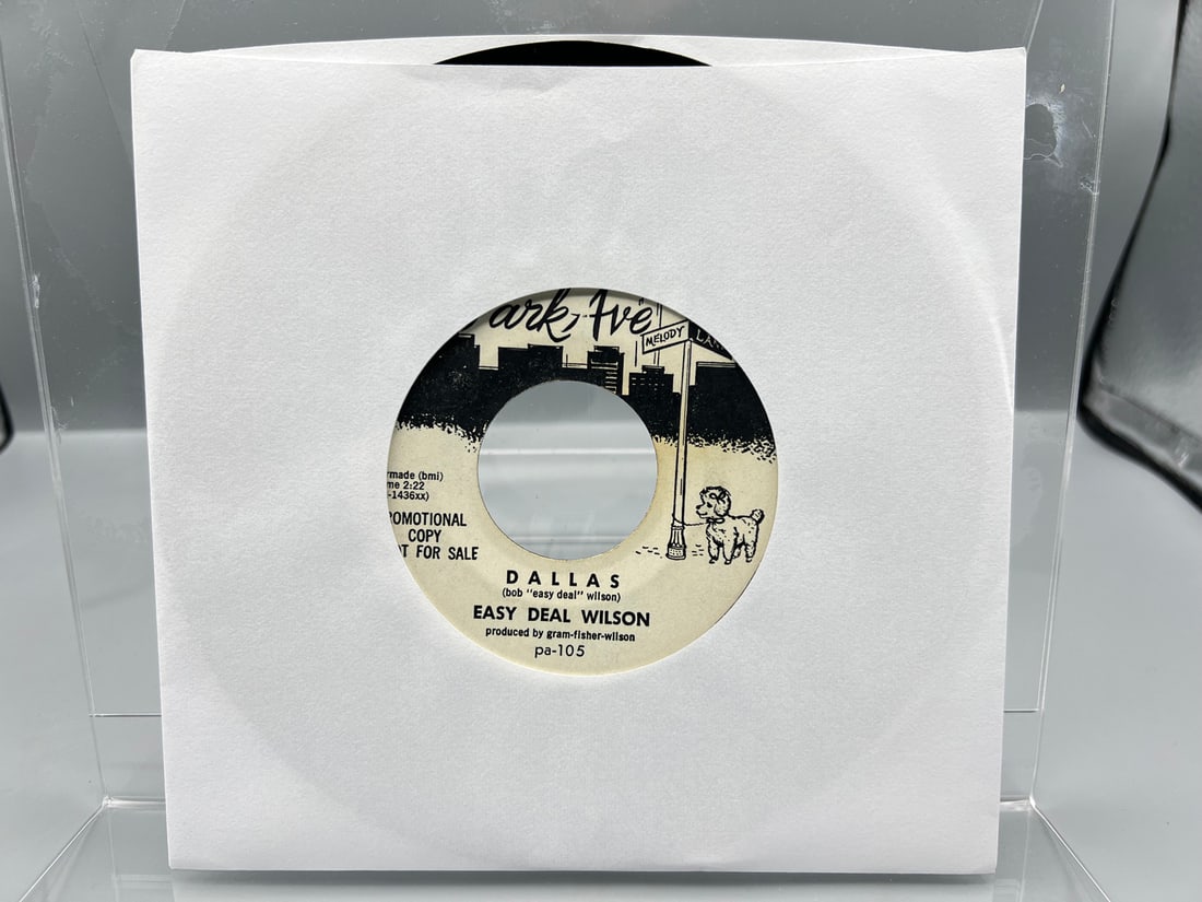 1963 Easy Deal Wilson Frog Nappin/Dallas Promo 45 RPM Record - pa-105: 1963 Easy Deal Wilson Frog Nappin/Dallas Promo 45 RPM Record - pa-105 - Records untested by auction house for play quality. All items are sold as is.