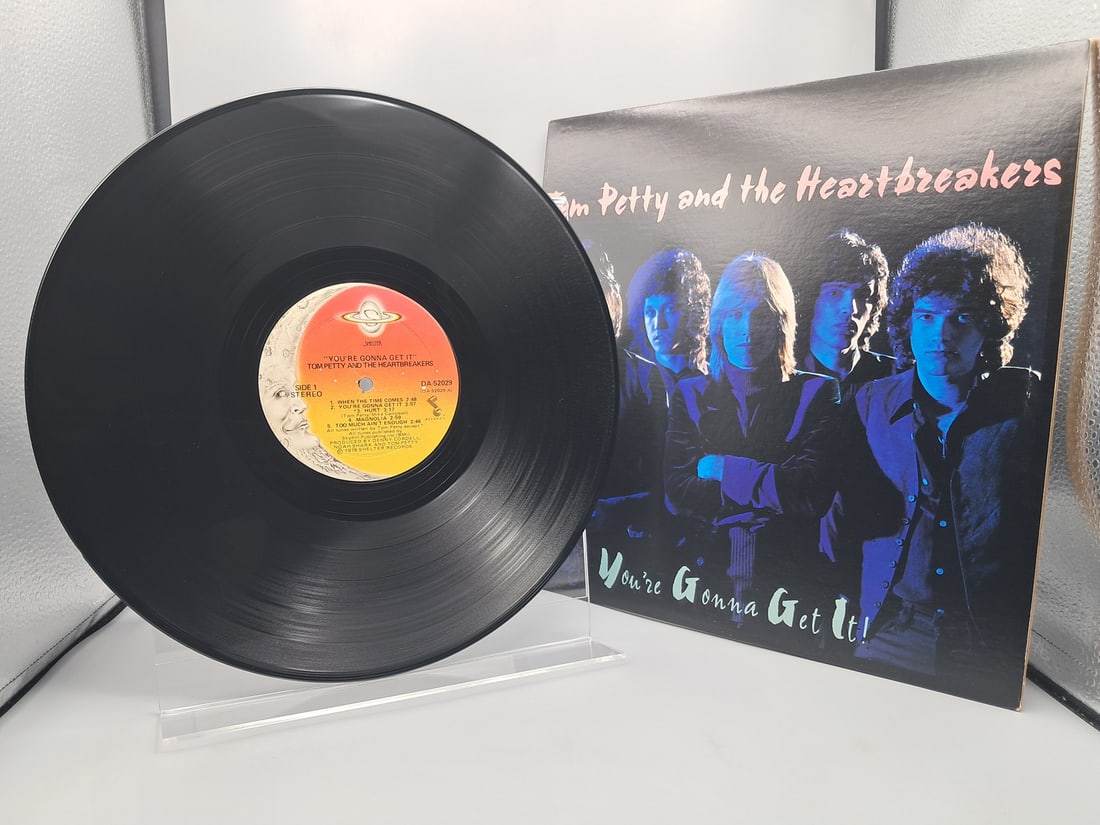 1978 Tom Petty And The Heartbreakers You're Gonna Get It Vinyl Album - DA-52029: 1978 Tom Petty And The Heartbreakers You're Gonna Get It Vinyl Album - DA-52029 - Records are untested by auction house for play quality. All items are sold as is.