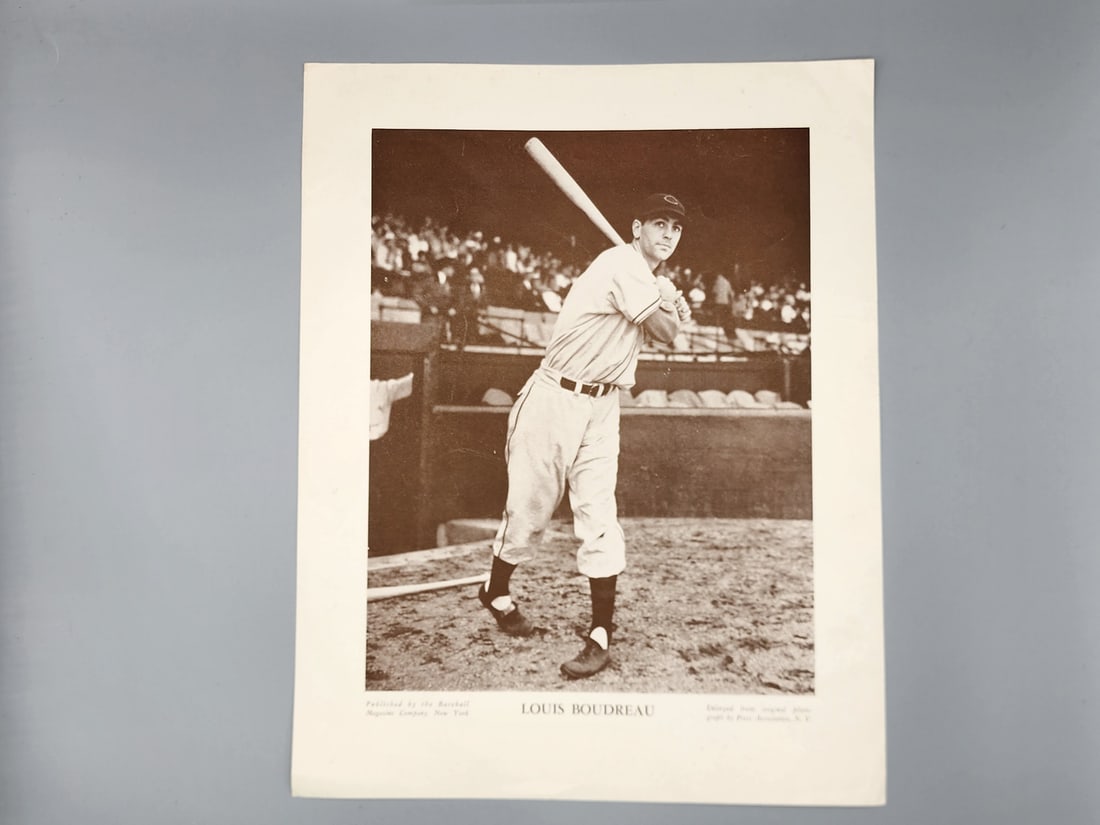 Lot of (32) 1916-57 M114 Baseball Premiums- Several HOFers Included