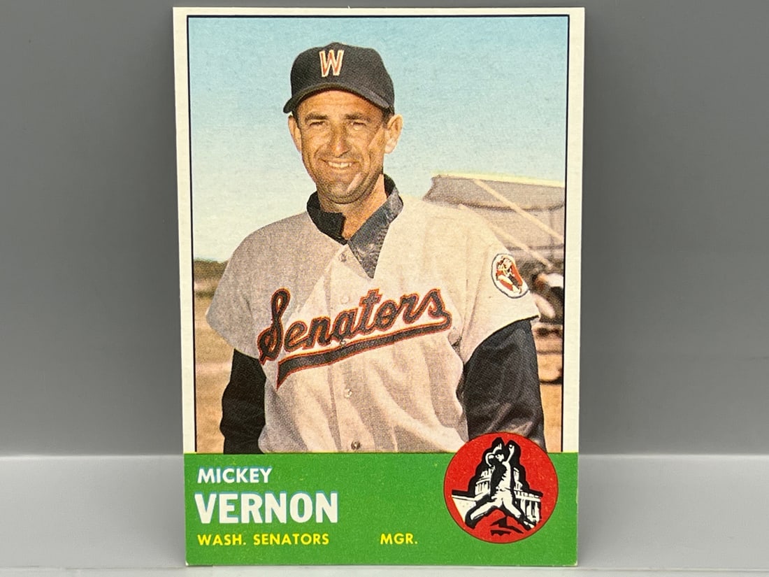 1963 Topps Mickey Vernon #402: 1963 Topps Mickey Vernon #402