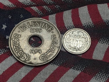 1937 Netherlands 10 Silver Cents & 1939 Palestine 10 Mils - VF/XF (2 PCS)