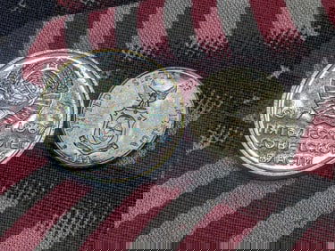 1967 Soviet 20 Kopeks & 1944-D Philippines 10 Silver Centavos (2 PCS)