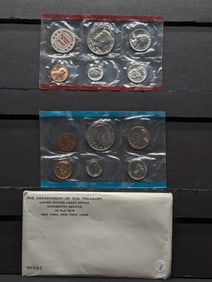 1972 P&D Uncirculated Coin Set In OGP