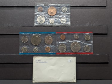 1976 P&D Uncirculated Coin Set In OGP