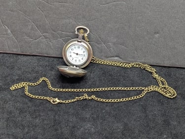 Pocket Watch - Working - Patriotic Eagle/Flag Motif