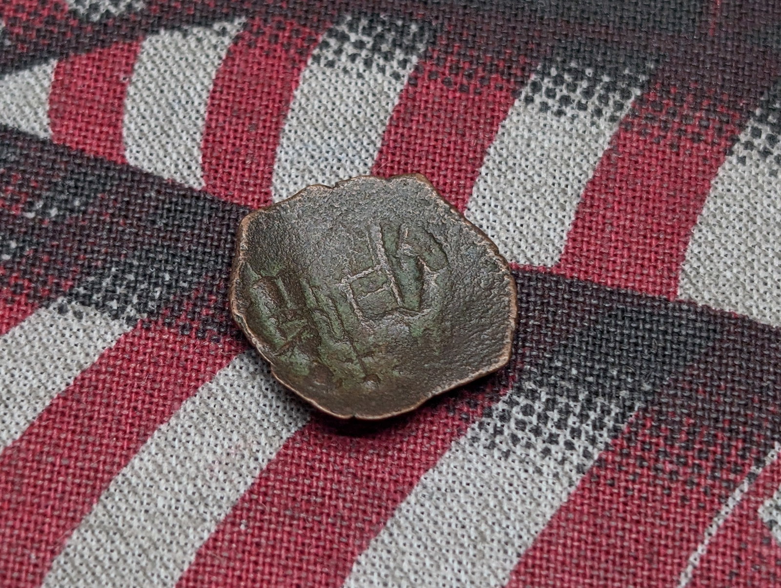 12th-14th Century, Good Details, Depicting Jesus & Mary, Byzantine Cup Coin-Medieval Coin, over 600: 12th-14th Century, Good Details, Depicting Jesus & Mary, Byzantine Cup Coin-Medieval Coin, over 600 years old!