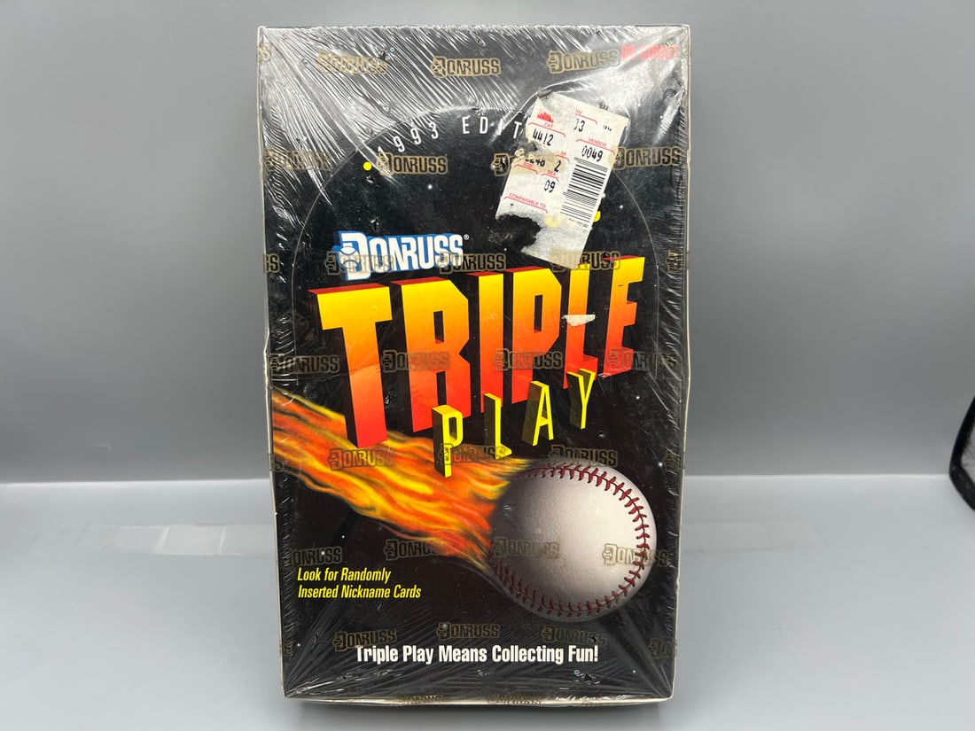 1993 Donruss Triple Play Baseball Factory Sealed Wax Box (1 of 2)
