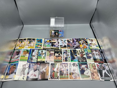Lot of (50) Rickey Henderson Baseball Cards