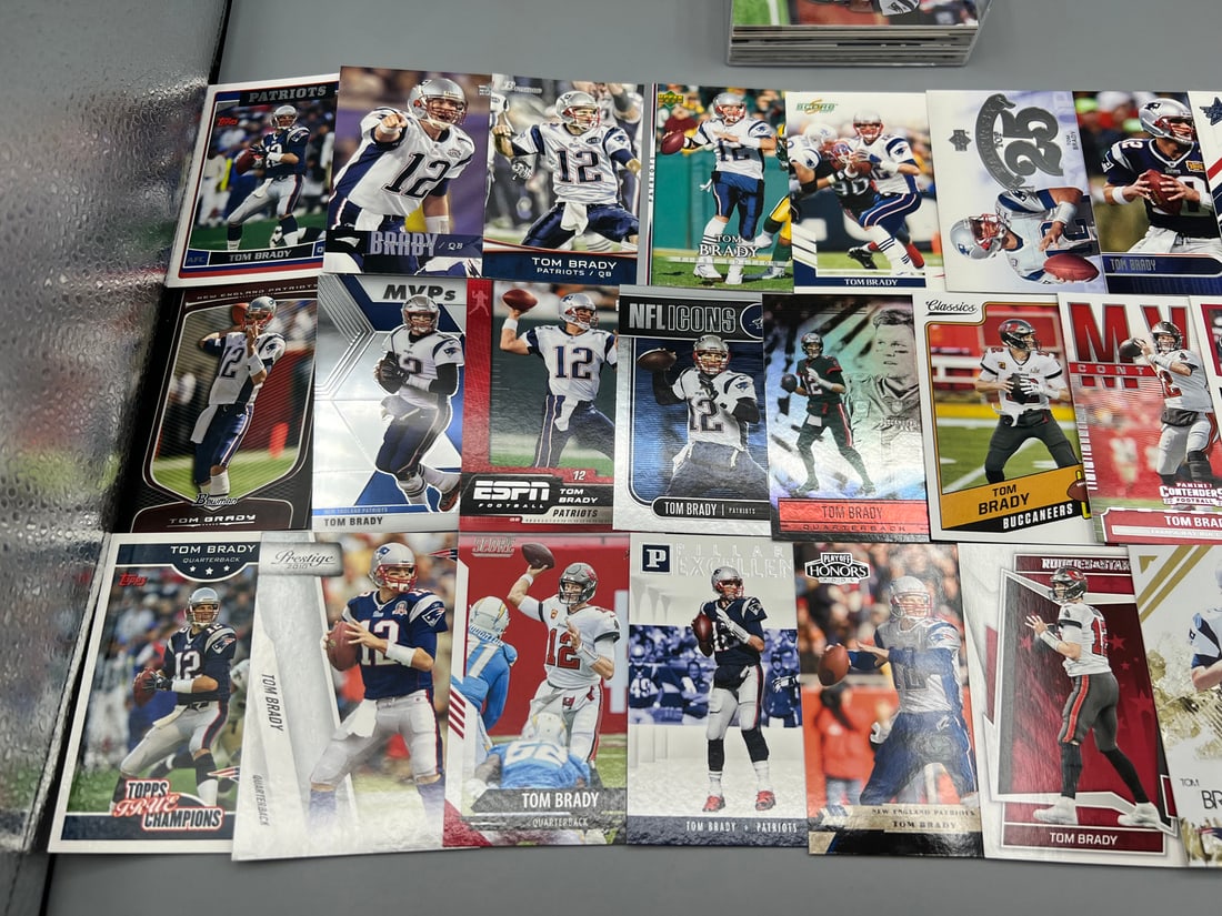 Lot of (50) Tom Brady Football Cards: Lot of (50) Tom Brady Football Cards