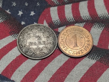 1905-A Imperial Germany 1/2 Silver Mark & 1948 Seychelles 1 Cent (2 PCS)