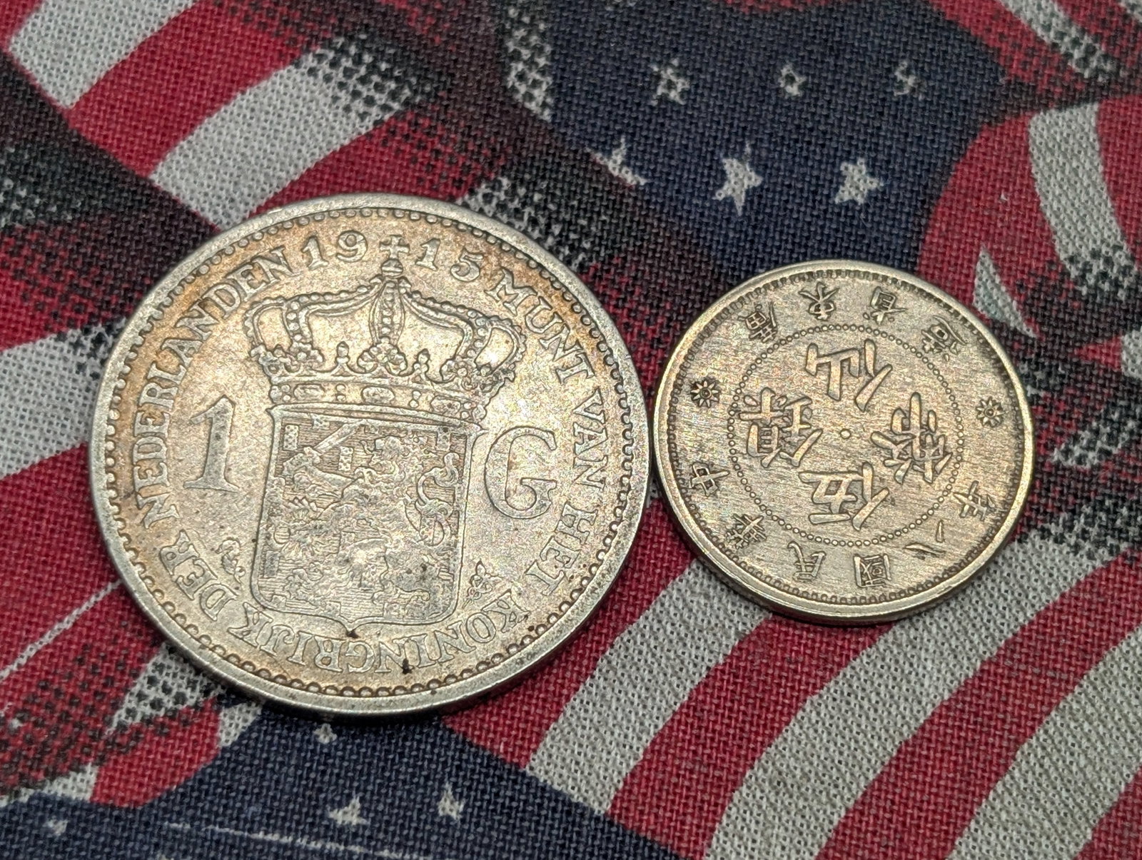1915 Netherlands 1 Silver Gulden - VF & (1919) China Kwang Tung 5 Cents - XF (2 PCS): 1915 Netherlands 1 Silver Gulden - VF & (1919) China Kwang Tung 5 Cents - XF (2 PCS)