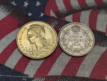 1964 Comoros 10 Francs & 1913 Canada 10 Silver Cents (2 PCS)