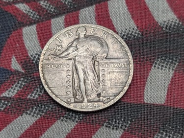 1924 Standing Liberty Silver Quarter - XF/AU