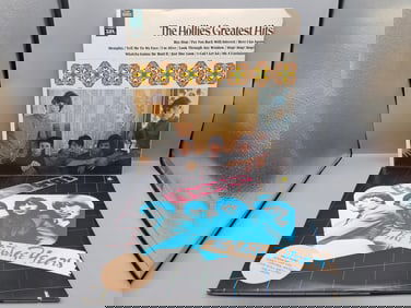 1967 The Hollies Greatest Hits & 1976 The Troggs Vintage Years Troggs Vinyl Albums - SASH-3714-2 &